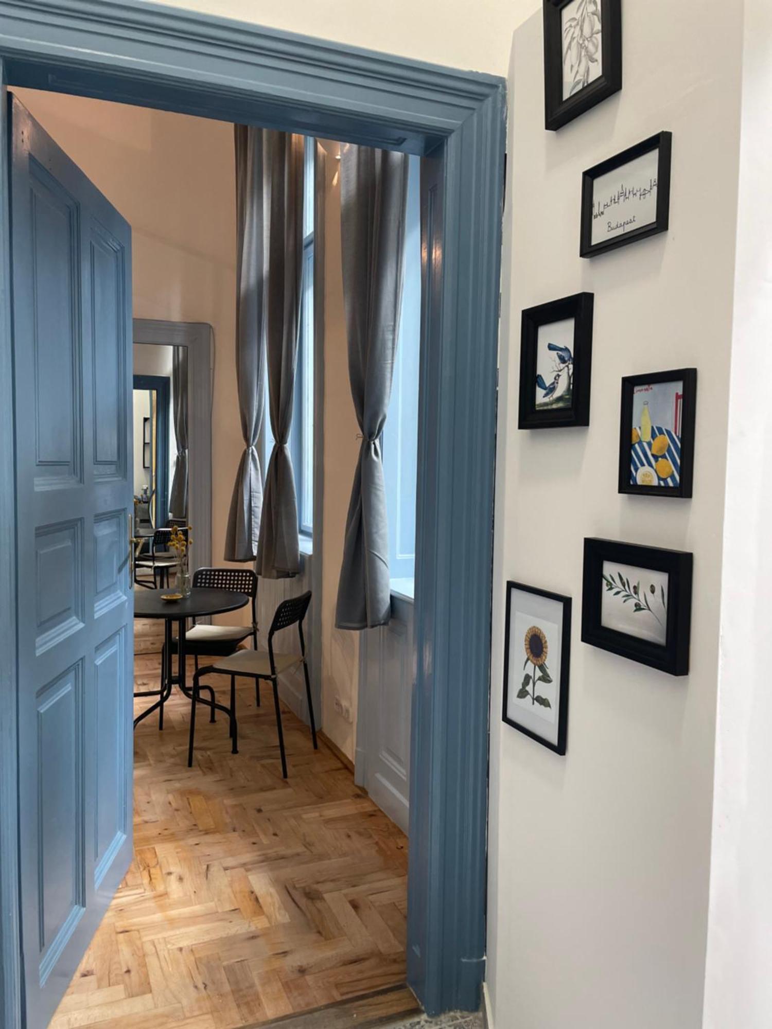 Blue Mirror Apartment Budapest Exteriör bild